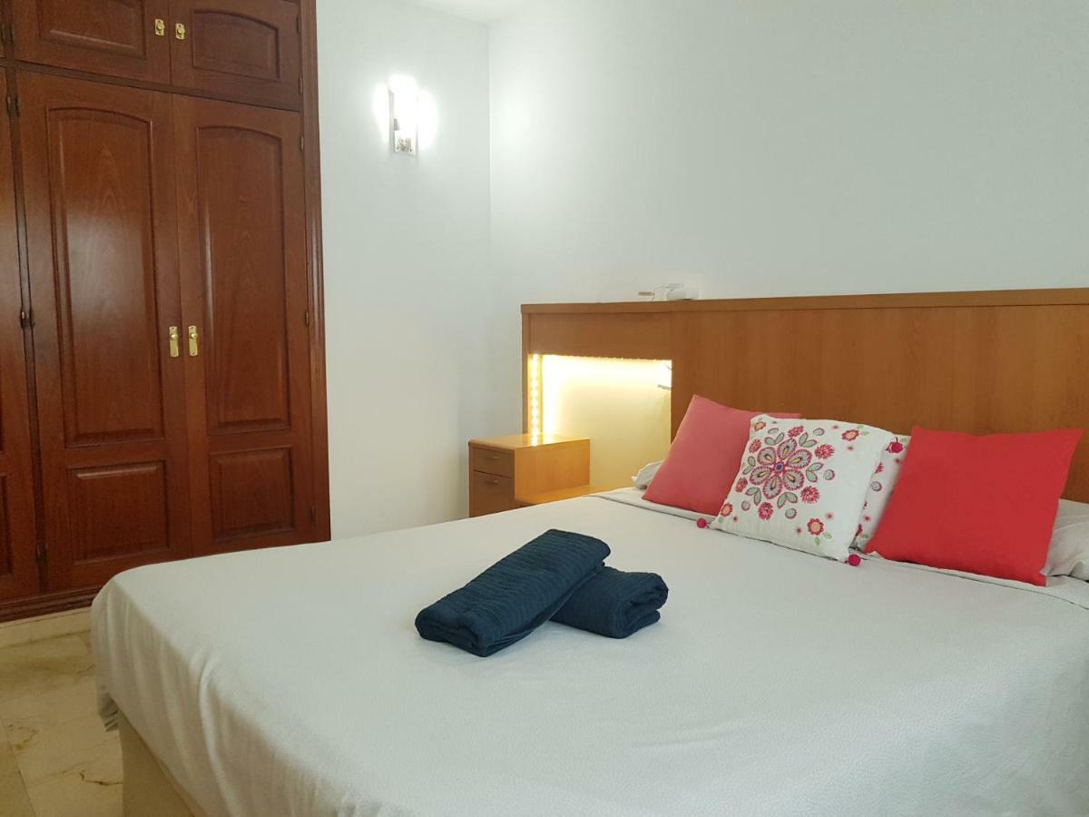 Bel Appartement Au Centre Ville Et De La Plage Ceuta Exteriör bild